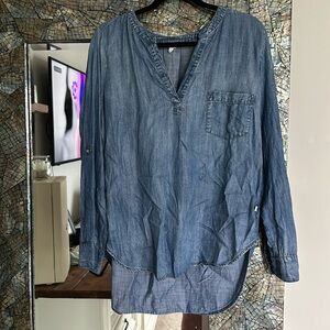 Lou & Grey size large blouse